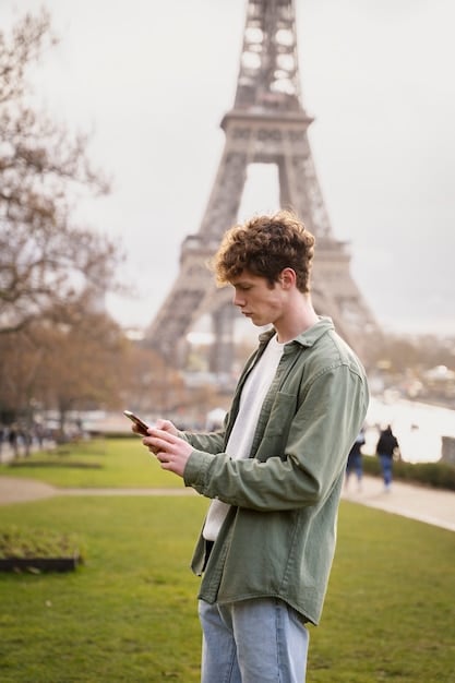 Travel Smarter: Top Apps for Cheap Flights & Hotels